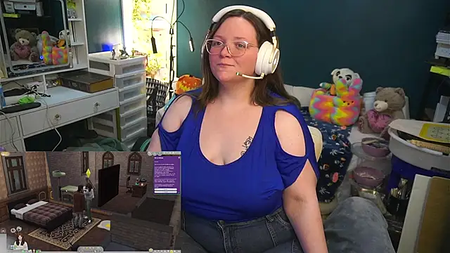 Snapshot of Geeky_Kitten chatting on 10/17/25, 10:55 Geeky Kitten online show from 10/17/25, 10:55