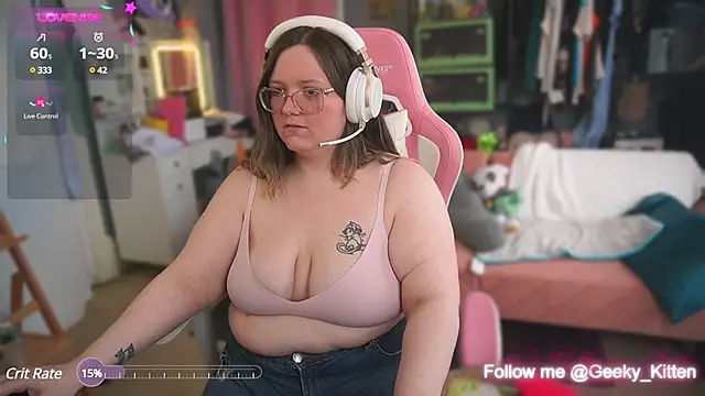 Snapshot of Geeky_Kitten chatting on 01/25/25, 07:18 Geeky Kitten online show from 01/25/25, 07:18