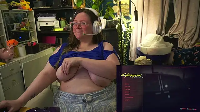 Snapshot of Geeky_Kitten chatting on 10/09/25, 10:16 Geeky Kitten online show from 10/09/25, 10:16