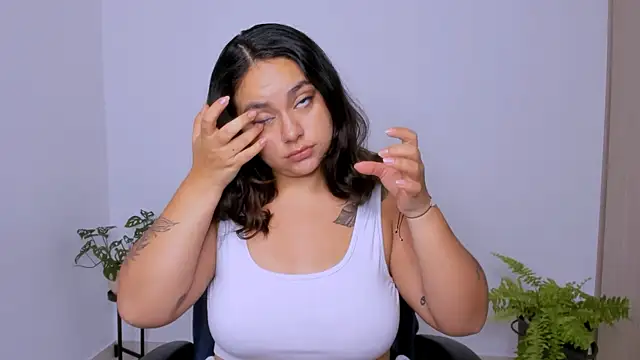 susy angel online show from 05/28/26, 12:40