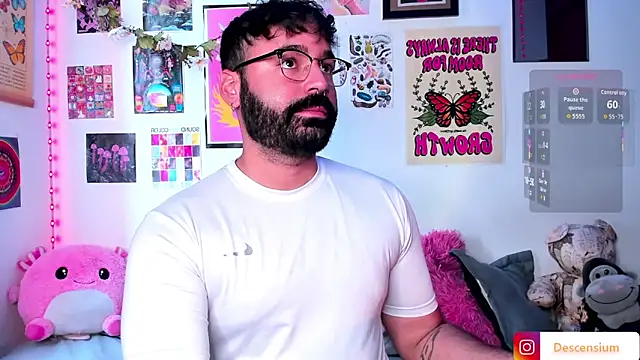 Snapshot of johnnyalx chatting on 02/10/26, 06:40 johnnyalx online show from 02/10/26, 06:40