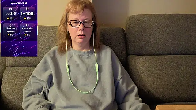 TittyLandQuebec online show from 04/14/26, 09:42