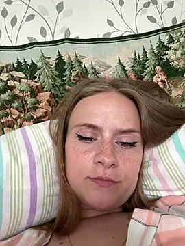 Snapshot of SophiaSweet_ chatting on 06/11/26, 11:18 SophiaSweet online show from 06/11/26, 11:18
