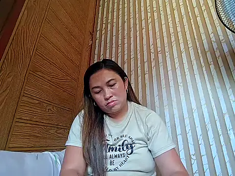 LalaiAsian online show from 04/14/26, 06:40