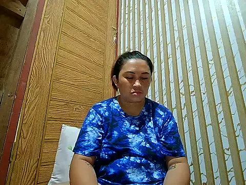 LalaiAsian online show from 12/04/25, 10:14