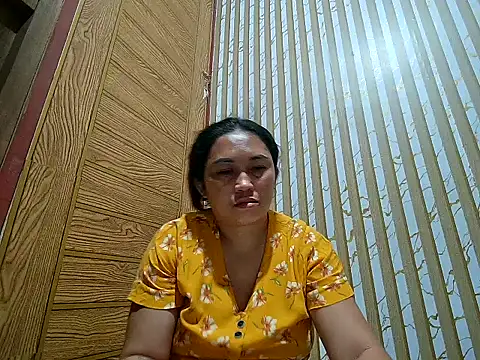 LalaiAsian online show from 12/19/25, 03:47