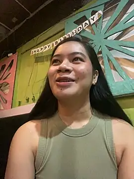 Snapshot of Hebefemme chatting on 03/16/25, 12:22 Hebefemme online show from 03/16/25, 12:22
