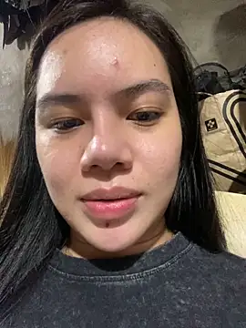 Hebefemme online show from 12/20/25, 08:33