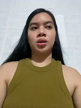 Snapshot of Hebefemme chatting on 02/27/25, 05:37 Hebefemme online show from 02/27/25, 05:37