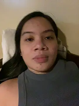 Snapshot of Hebefemme chatting on 03/13/25, 06:56 Hebefemme online show from 03/13/25, 06:56