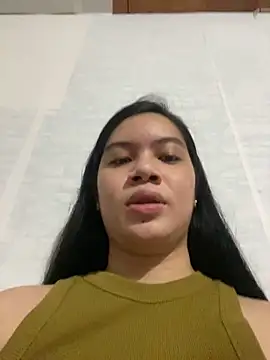 Snapshot of Hebefemme chatting on 03/01/25, 03:05 Hebefemme online show from 03/01/25, 03:05