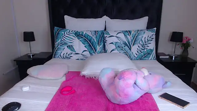 Sexynaughty Gal online show from 12/19/24, 11:25