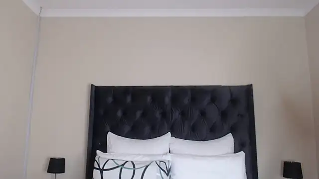 Sexynaughty Gal online show from 03/17/25, 11:02