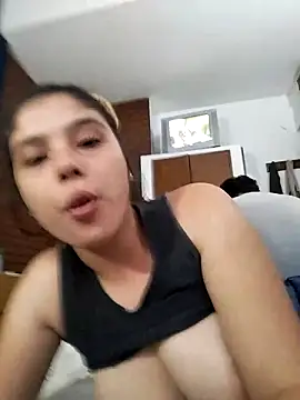 mariamac420 online show from 03/16/25, 06:12