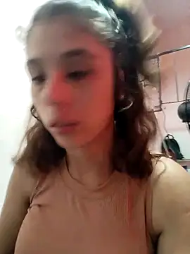 mariamac420 online show from 02/15/26, 05:23