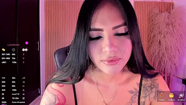 karol green  online show from 10/11/25, 02:56
