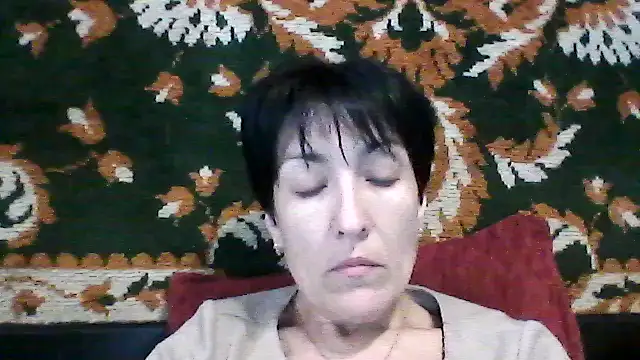 SunnyAmorre online show from 09/25/25, 10:10