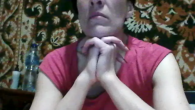 SunnyAmorre online show from 03/18/26, 09:37