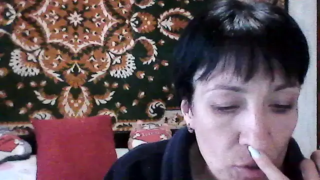 SunnyAmorre online show from 05/04/26, 10:29