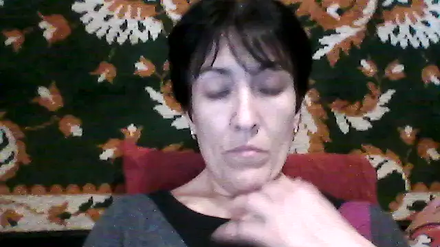 SunnyAmorre online show from 10/18/25, 08:27