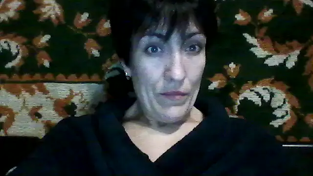 SunnyAmorre online show from 10/13/25, 08:54