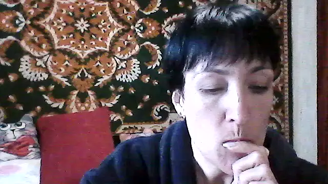 SunnyAmorre online show from 04/21/26, 08:10