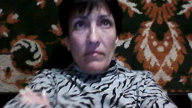 SunnyAmorre online show from 04/30/26, 08:05
