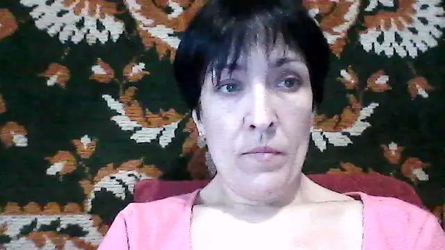 SunnyAmorre online show from 12/17/25, 09:14