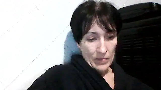 SunnyAmorre online show from 10/25/25, 07:03