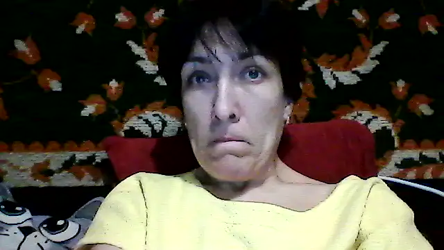 SunnyAmorre online show from 12/23/25, 08:35