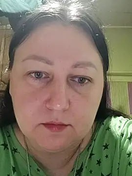 Rini333 online show from 10/28/25, 05:45