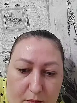 Rini333 online show from 11/08/25, 04:43