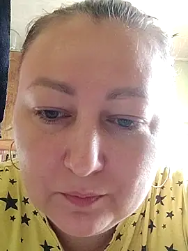 Rini333 online show from 04/19/26, 11:44