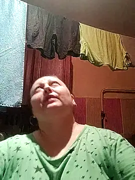 Snapshot of Rini333 chatting on 07/11/26, 06:41 Rini333 online show from 07/11/26, 06:41