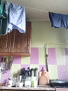 Rini333 online show from 10/19/25, 08:06