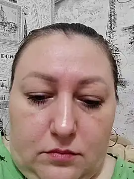 Rini333 online show from 10/31/25, 07:16