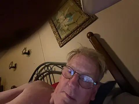 jck1m0t online show from 04/24/26, 12:34