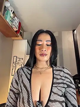 Snapshot of AsianMilfSheryl chatting on 05/15/26, 07:50 AsianMilfSheryl online show from 05/15/26, 07:50
