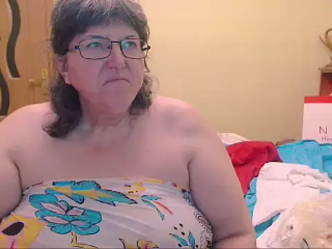 HugeTits online show from 12/10/24, 11:51