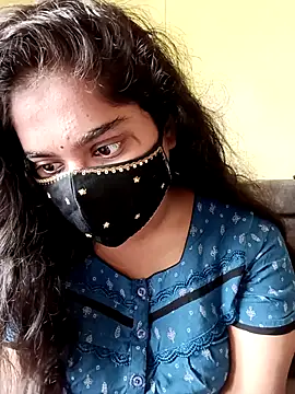 Snapshot of riya-baby chatting on 07/24/26, 03:57 riya-baby online show from 07/24/26, 03:57