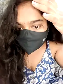 Snapshot of riya-baby chatting on 06/02/26, 01:49 riya-baby online show from 06/02/26, 01:49