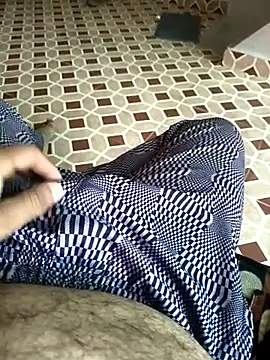 Snapshot of deshimund chatting on 11/16/25, 02:05 deshimund online show from 11/16/25, 02:05