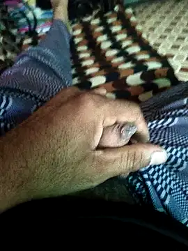 Snapshot of deshimund chatting on 11/30/25, 01:39 deshimund online show from 11/30/25, 01:39