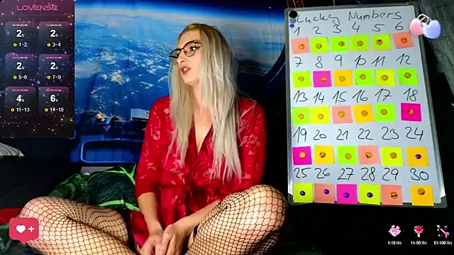 Snapshot of KittyMia chatting on 03/19/25, 08:22 KittyMia online show from 03/19/25, 08:22