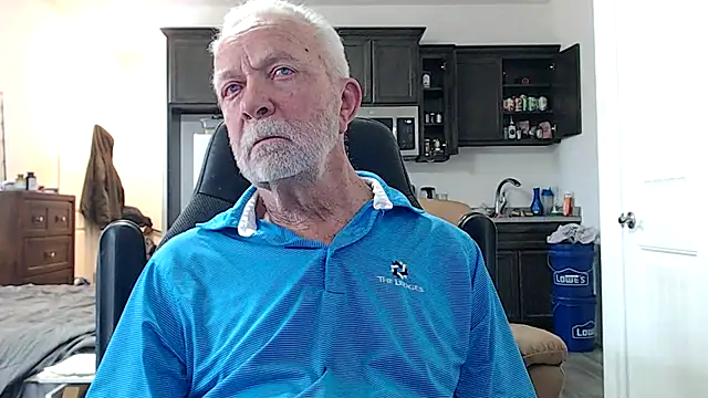 Snapshot of rockpoint69 chatting on 01/14/26, 07:39 rockpoint69 online show from 01/14/26, 07:39