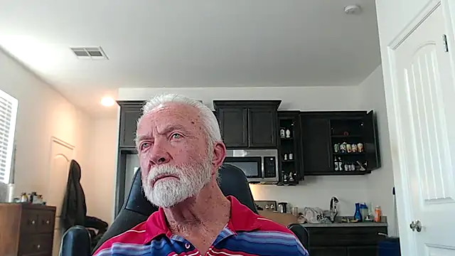 Snapshot of rockpoint69 chatting on 02/15/26, 11:03 rockpoint69 online show from 02/15/26, 11:03