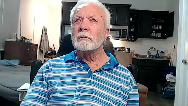 Snapshot of rockpoint69 chatting on 09/24/25, 08:54 rockpoint69 online show from 09/24/25, 08:54