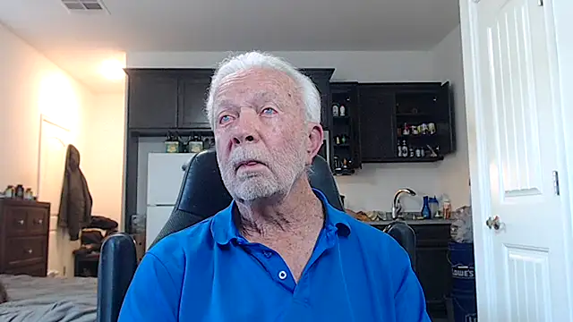 Snapshot of rockpoint69 chatting on 02/22/26, 01:57 rockpoint69 online show from 02/22/26, 01:57