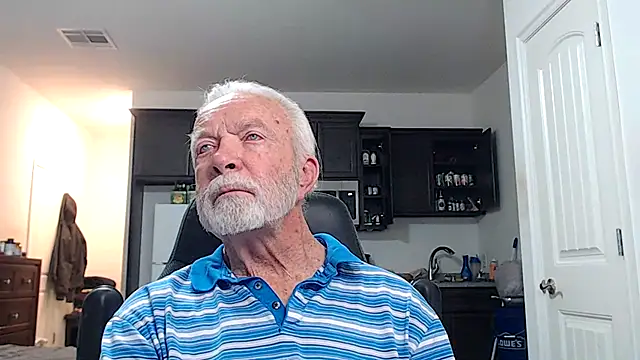 Snapshot of rockpoint69 chatting on 02/07/26, 12:13 rockpoint69 online show from 02/07/26, 12:13