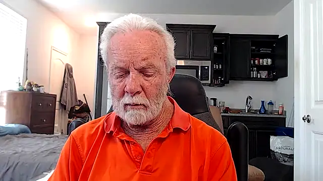 Snapshot of rockpoint69 chatting on 09/19/25, 10:58 rockpoint69 online show from 09/19/25, 10:58